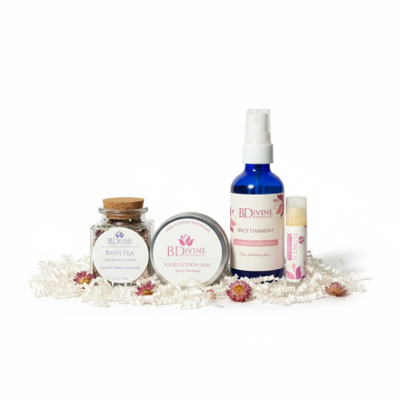 Warm Embrace Aromatherapy Gift Box